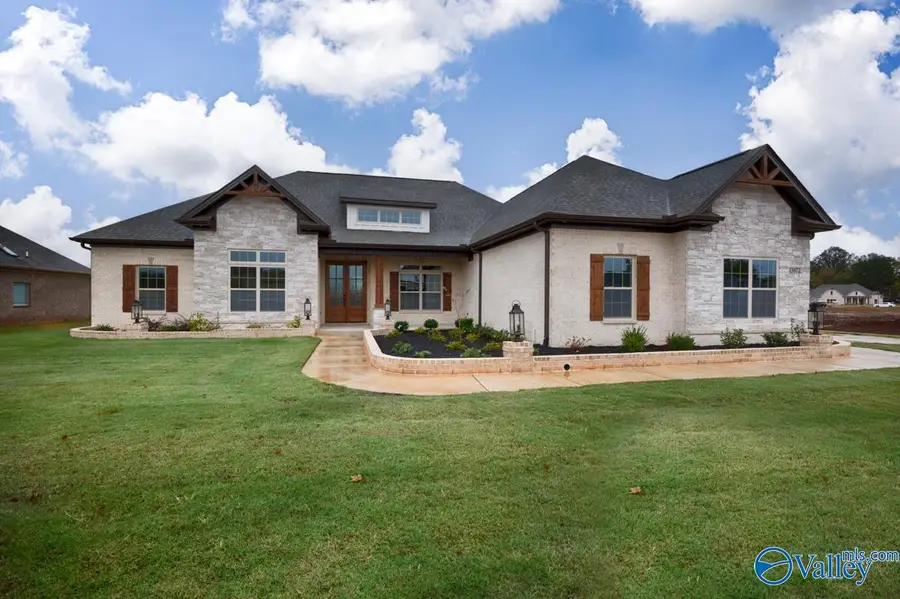 105 Trackside Trail, Huntsville, AL 35811 - #2
