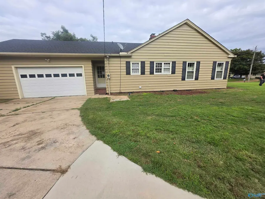 616 East Main Street, Albertville, AL 35960 - #2