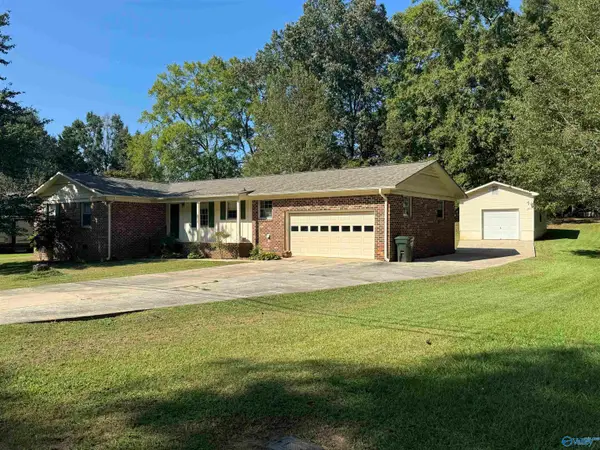 1010 Hood Avenue, Scottsboro, AL 35769