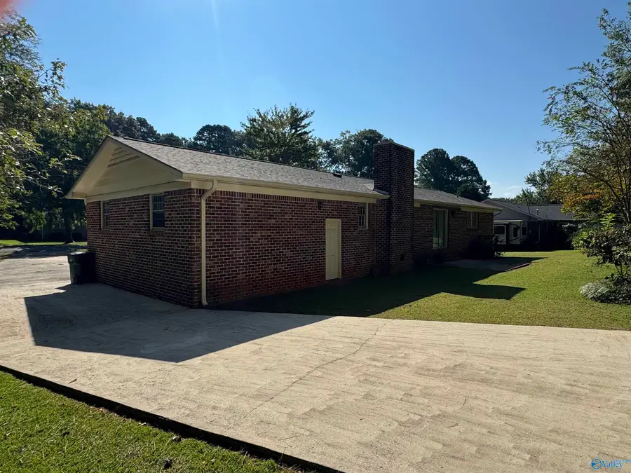 1010 Hood Avenue, Scottsboro, AL 35769 - #3