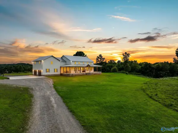 387 Emory Drive, Arab, AL 35016