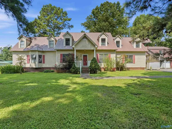 676 5th Street, Arab, AL 35016