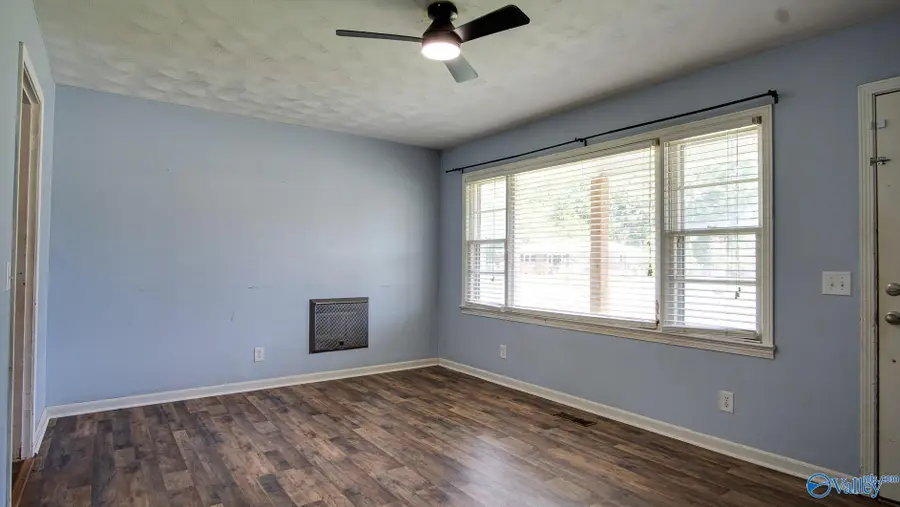 901 3rd Avenue Nw, Arab, AL 35016 - #3
