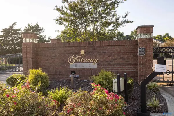 2032 Fairway Hills Drive #2032, Huntsville, AL 35802