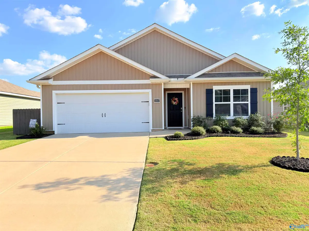 18847 Wicklow Circle, Athens, AL 35613 - #1
