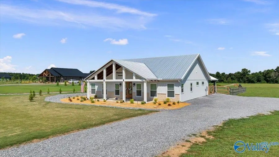 518 Main Street, Section, AL 35771 - #3