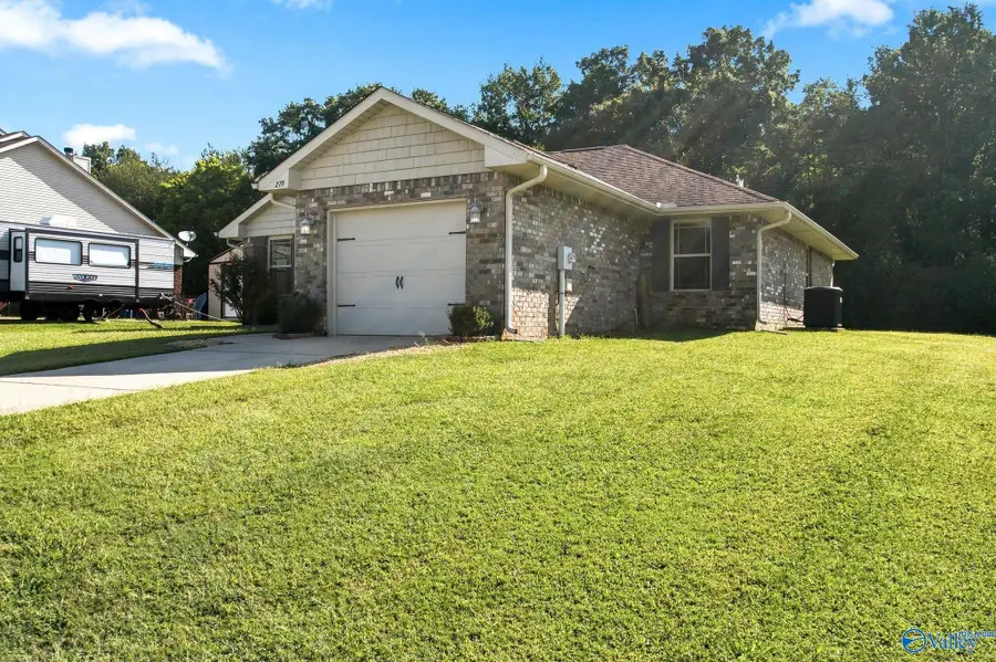 279 Lazy Oak Drive, New Market, AL 35761 - #3