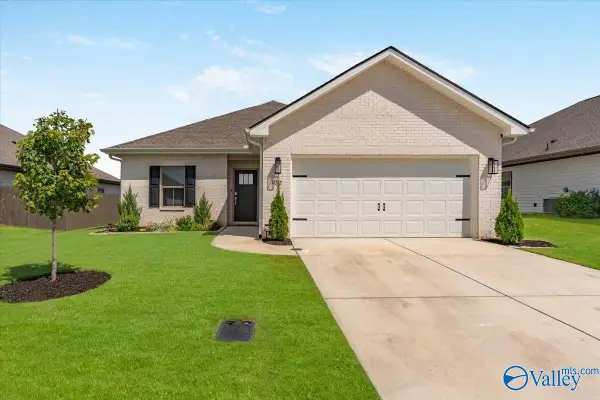 12312 Radlington Drive, Athens, AL 35613