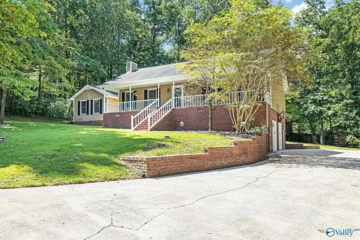 237 Bellefonte Circle, Scottsboro, AL 35769 - #1