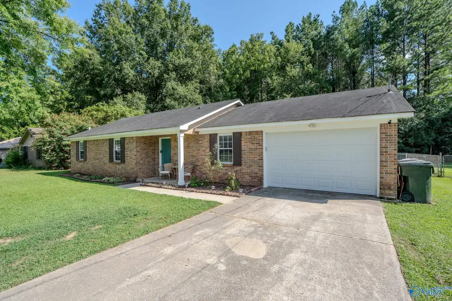 1209 Clarkview Street Sw, Decatur, AL 35601 - #2