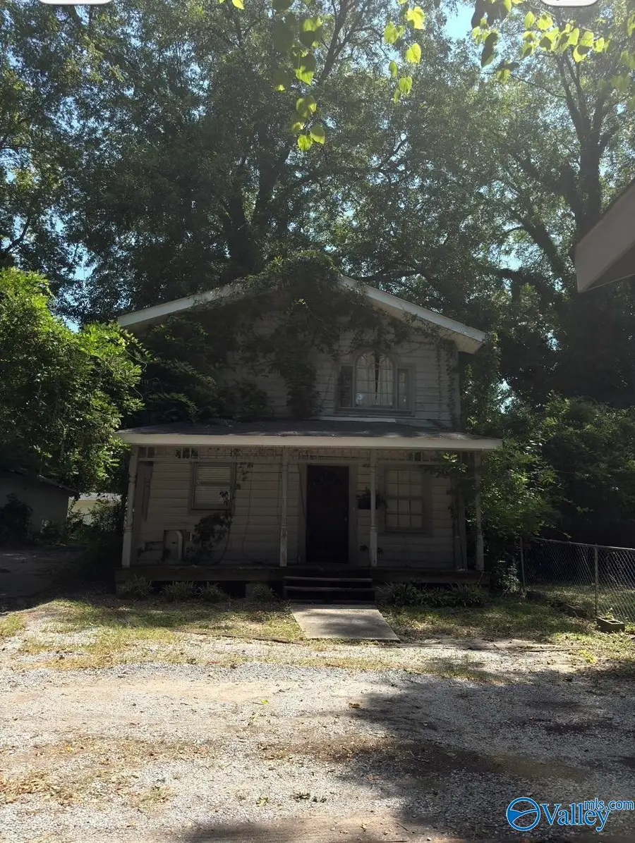 712 S 10th Street, Gadsden, AL 35901 - #2