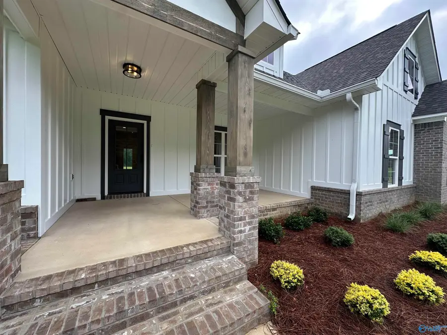 100 Jessica Lane, Glencoe, AL 35903 - #3