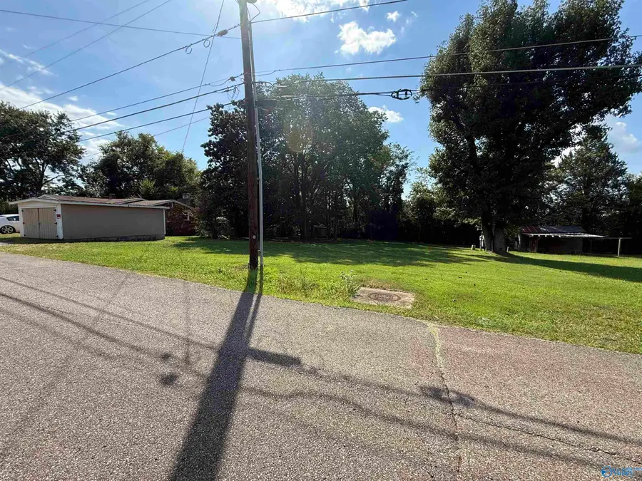 Pin 86464  - 0 West Gateway Drive Se, Huntsville, AL 35803 - #2