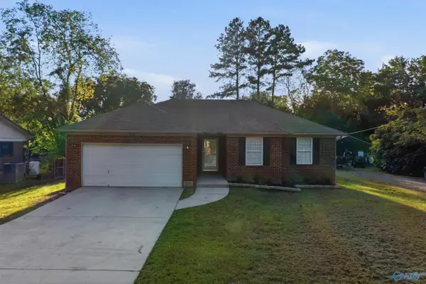 806 Garden Drive, Scottsboro, AL 35768