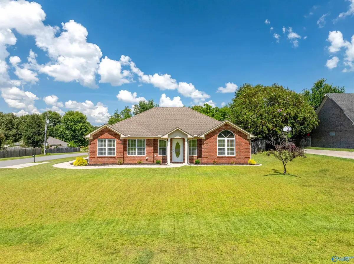 107 Turkey Ridge Drive, New Market, AL 35761 - #1