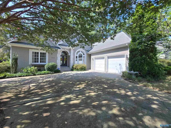 1920 Shellbrook Drive Nw, Huntsville, AL 35806