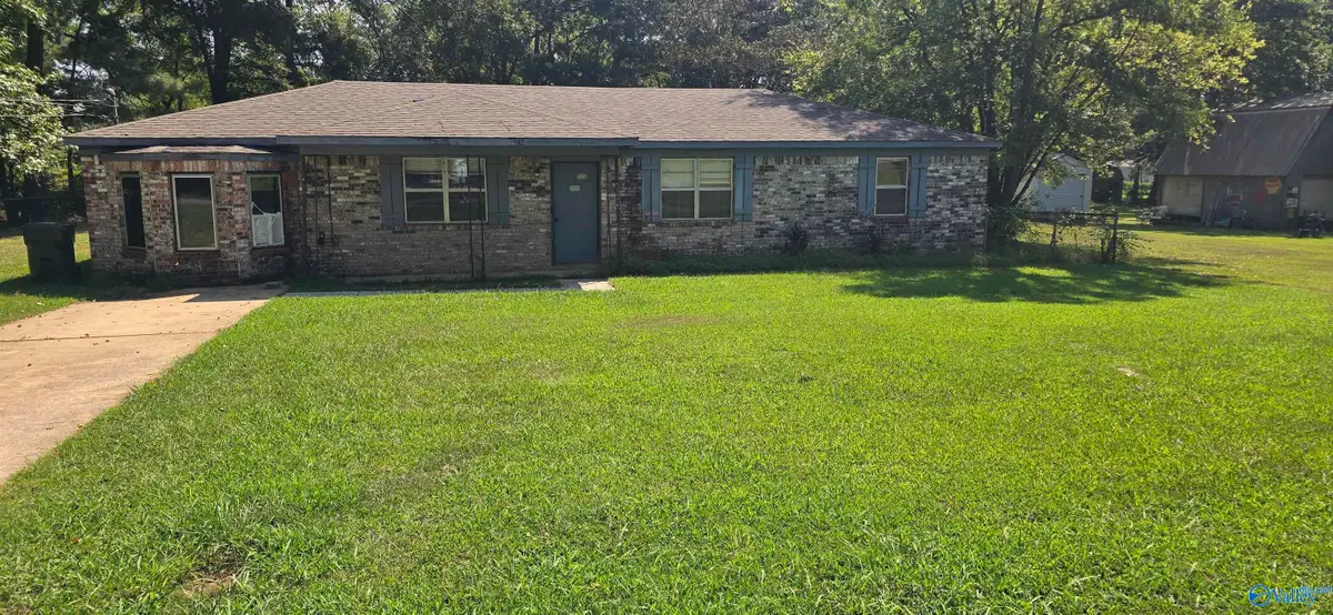 705 Hancock Drive, Scottsboro, AL 35769 - #1