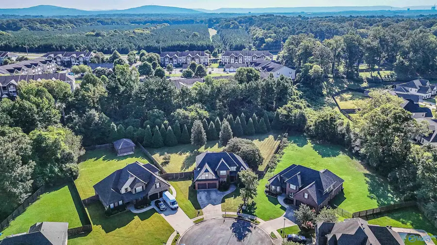 127 Windridge Way, Huntsville, AL 35824 - #3