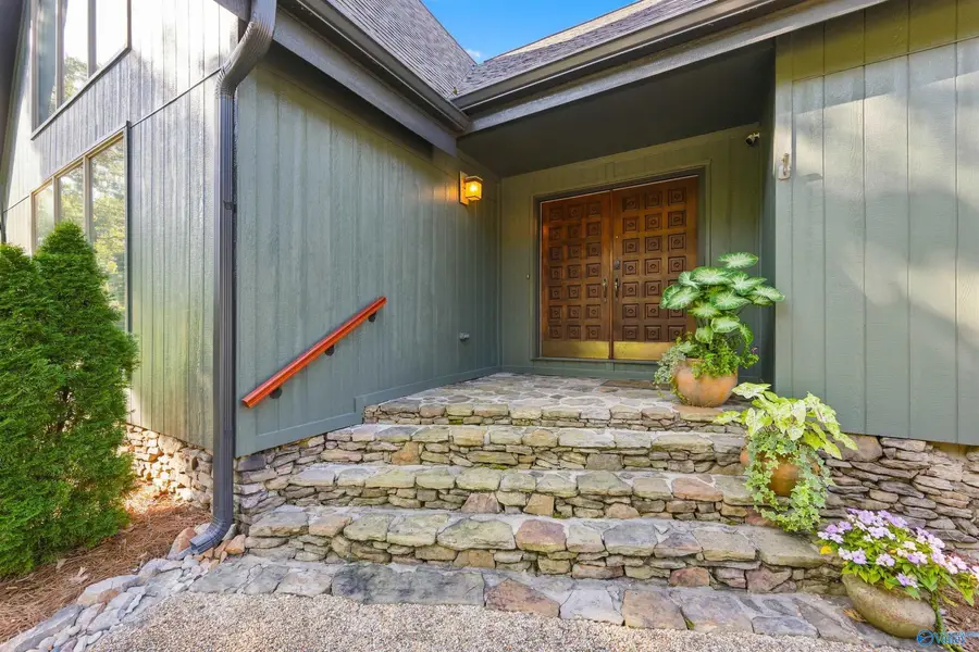 1220 Deborah Drive Se, Huntsville, AL 35801 - #3