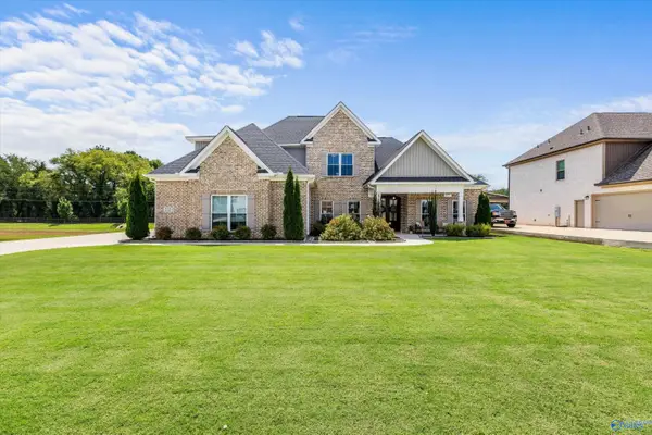 232 Midland Drive, Brownsboro, AL 35741