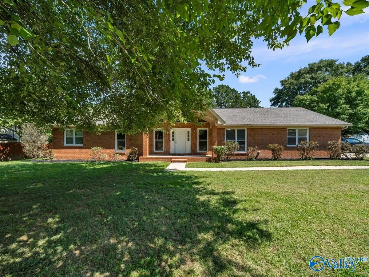 1809 Lindsay Lane S, Athens, AL 35613 - #1