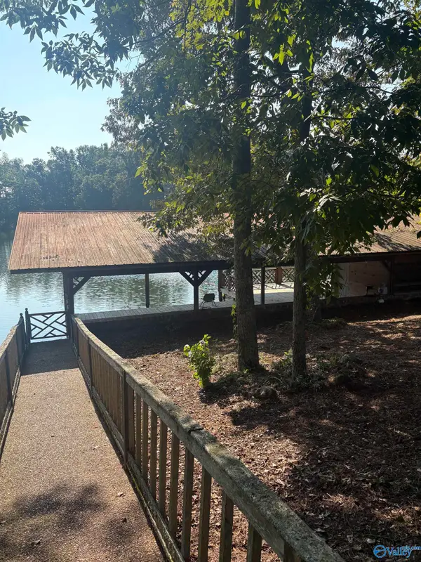 6 Paradise Drive, Boaz, AL 35957