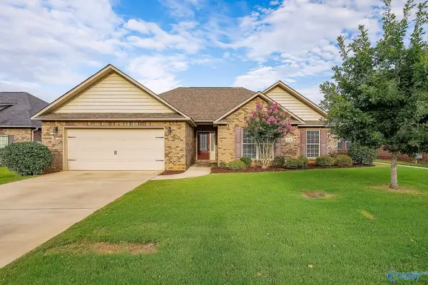 114 Somerset Park Drive, Huntsville, AL 35811