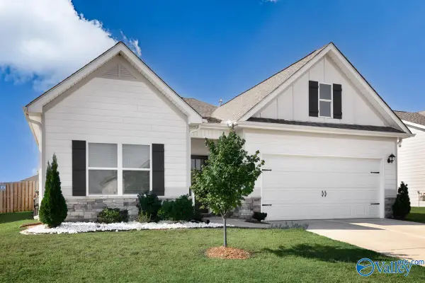 29760 Logan Oaks Drive, Harvest, AL 35749