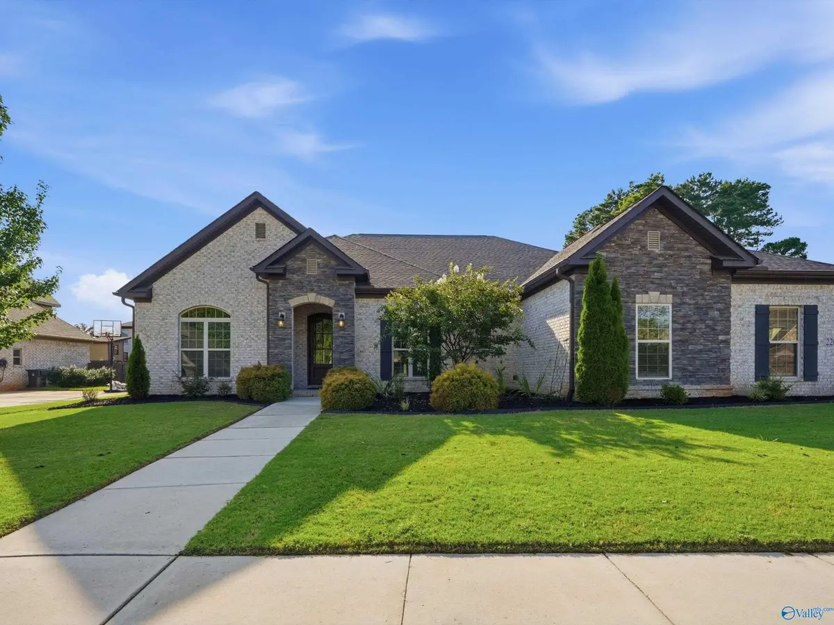 220 Coach Lamp Drive, Madison, AL 35758 - #1