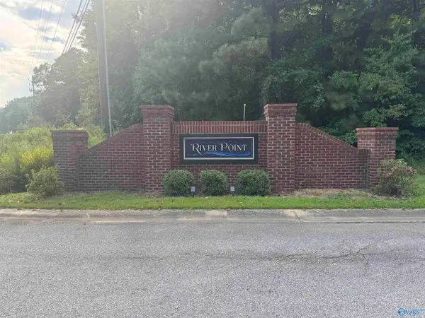1.01 acres River Point, Rainbow City, AL 35906