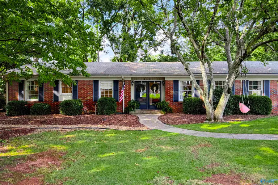 2406 Greenwood Drive, Decatur, AL 35601 - #2