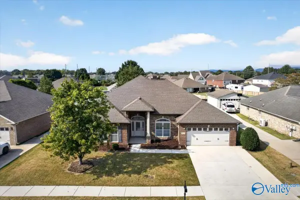 2512 Oxmoor Blvd, Huntsville, AL 35803