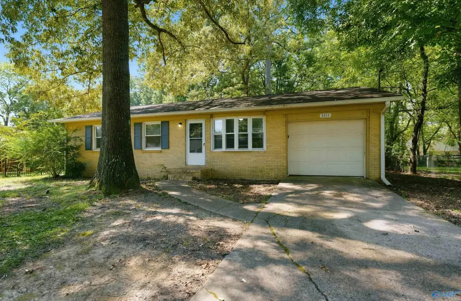 3311 Delia Lane Nw, Huntsville, AL 35810 - #2