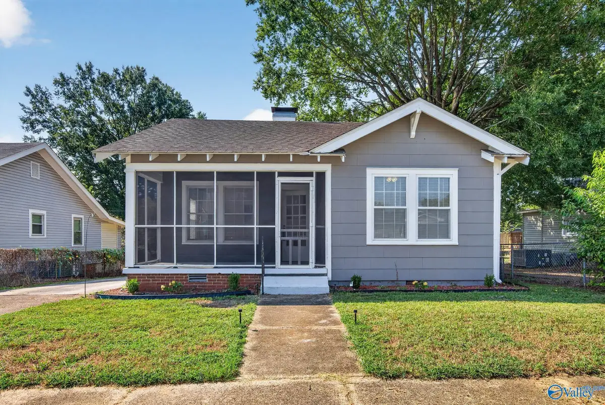 511 Collier Avenue, Florence, AL 35630 - #1