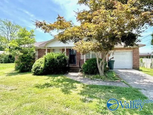 1709 NW Morningside Drive, Huntsville, AL 35801