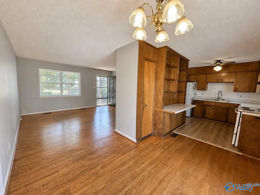 1709 NW Morningside Drive, Huntsville, AL 35801 - #3
