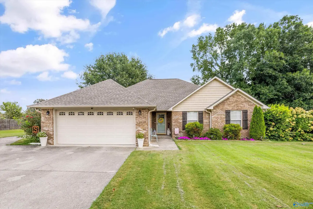 23886 May Lane, Athens, AL 35613 - #1