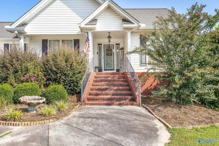 119 Clayton Street, Crossville, AL 35962 - #3