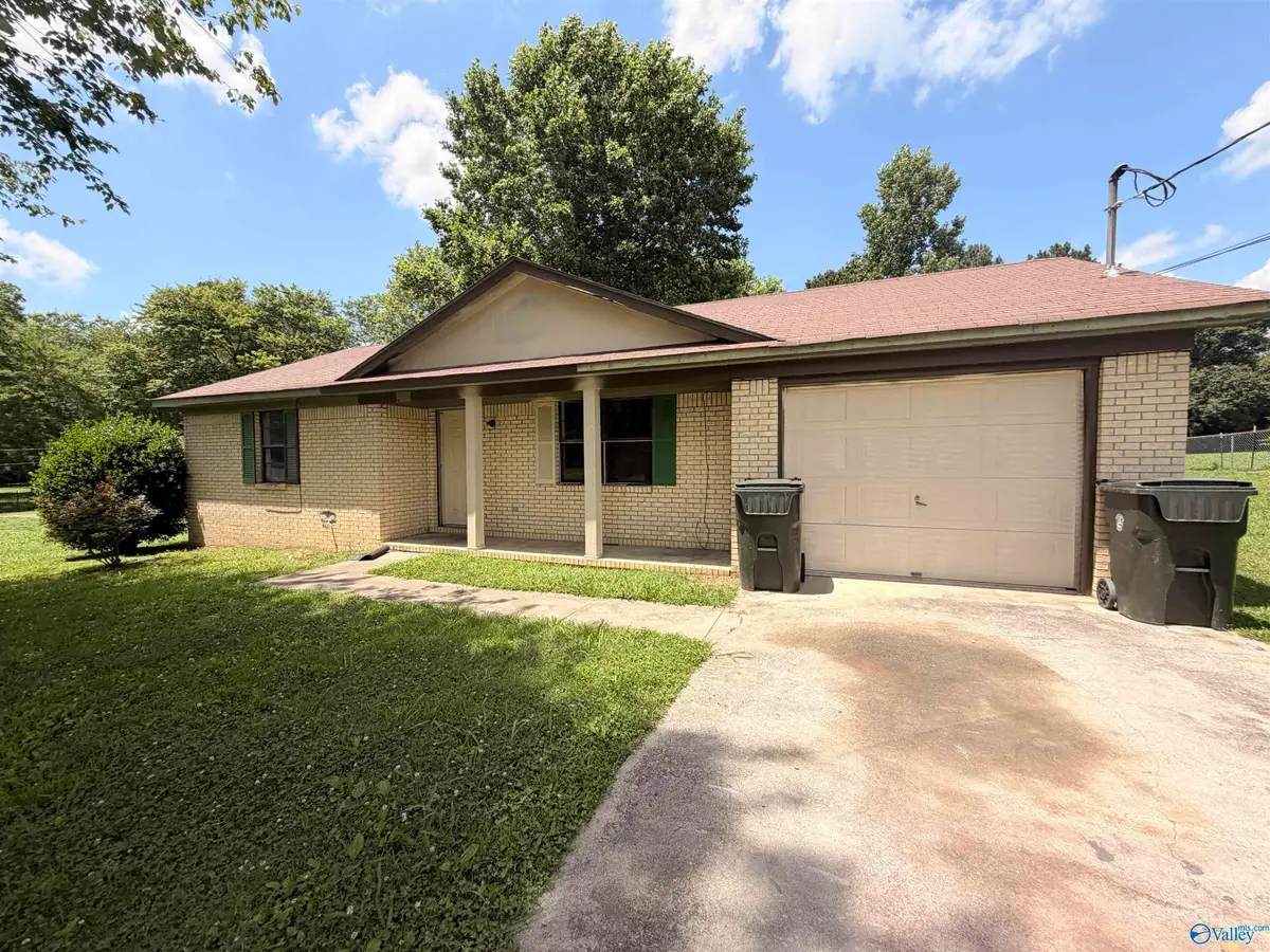 2533 Charity Lane, Hazel Green, AL 35750 - #1
