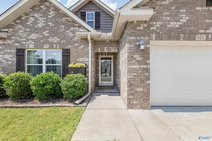 3011 Monterrey Drive Sw, Decatur, AL 35603 - #3