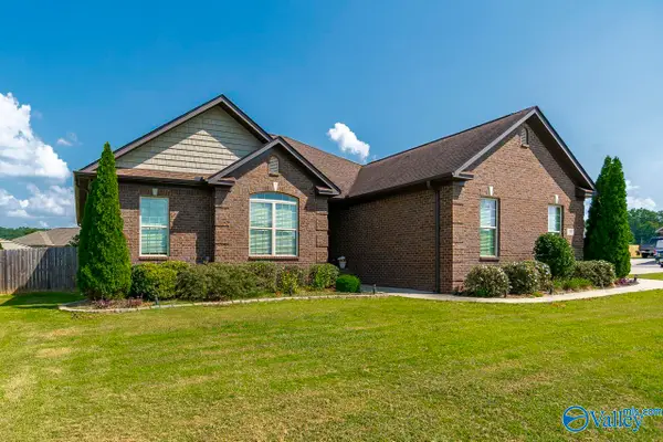99 Cambridge Drive, Decatur, AL 35603