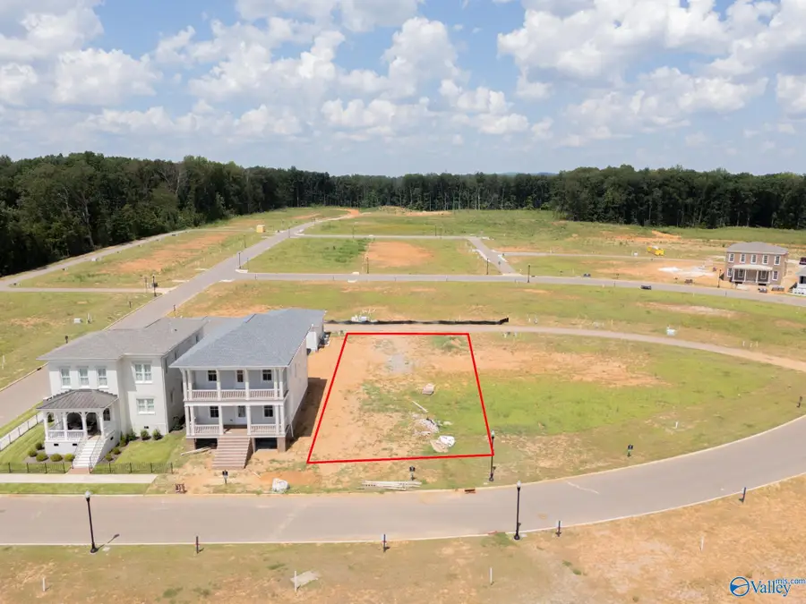 34 Peace Street Nw, Huntsville, AL 35806 - #2