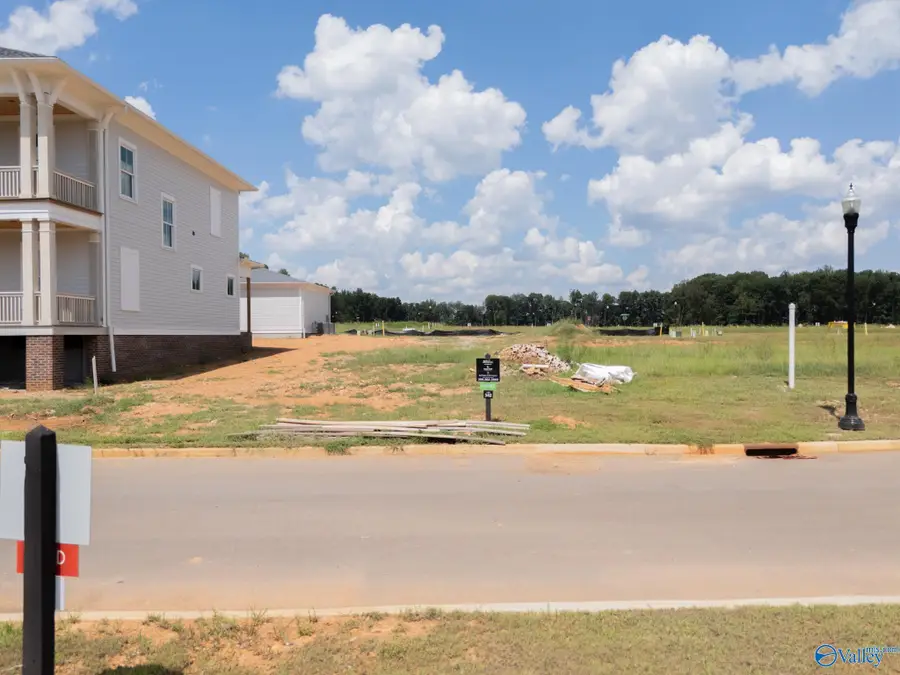 34 Peace Street Nw, Huntsville, AL 35806 - #3