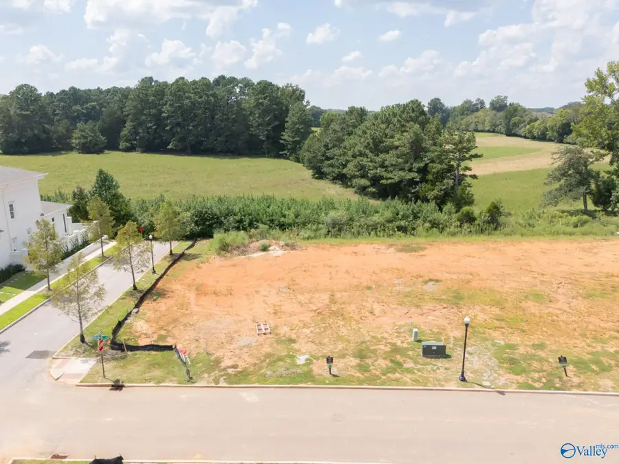 21 Wickenden Street, Huntsville, AL 35806 - #2