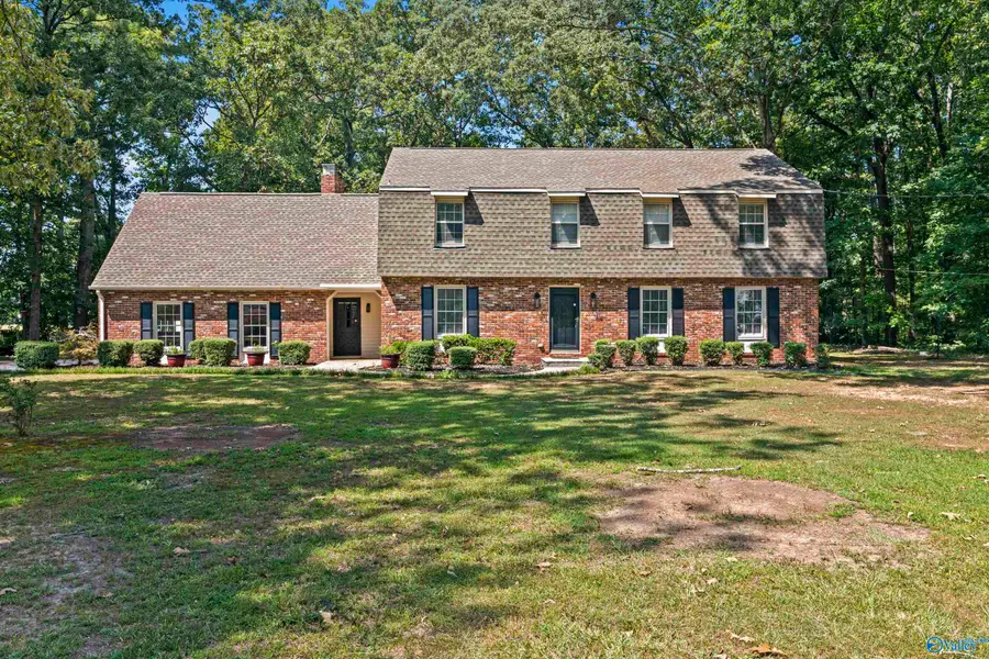 2404 Burningtree Drive Se, Decatur, AL 35603 - #2