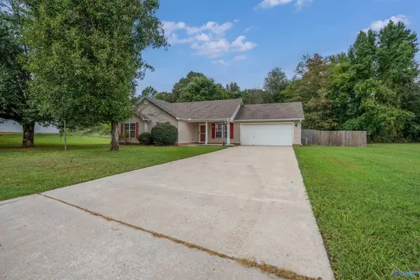 326 Earnhardt Drive, New Market, AL 35761