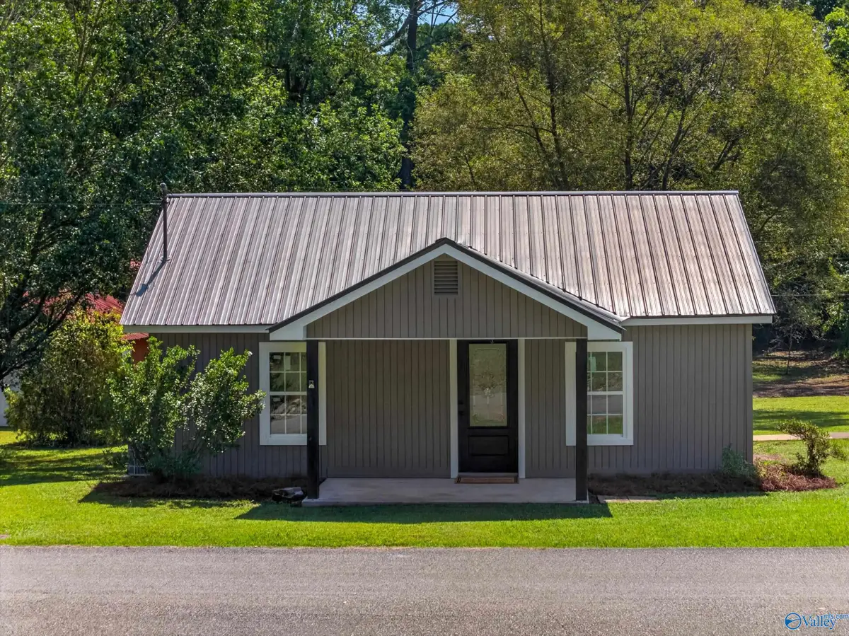 1080 Clanton Street Sw, Attalla, AL 35954 - #1