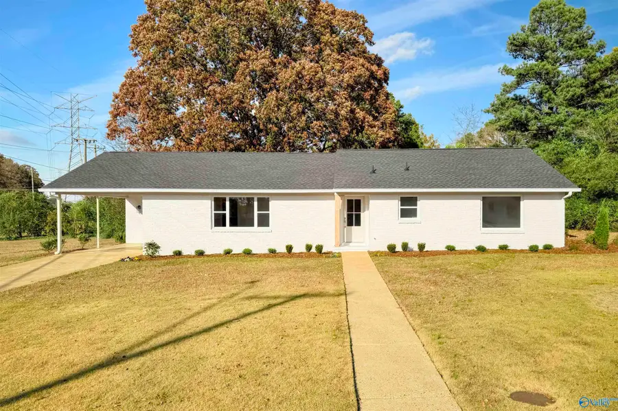 2112 Woodmont Drive, Decatur, AL 35601 - #2