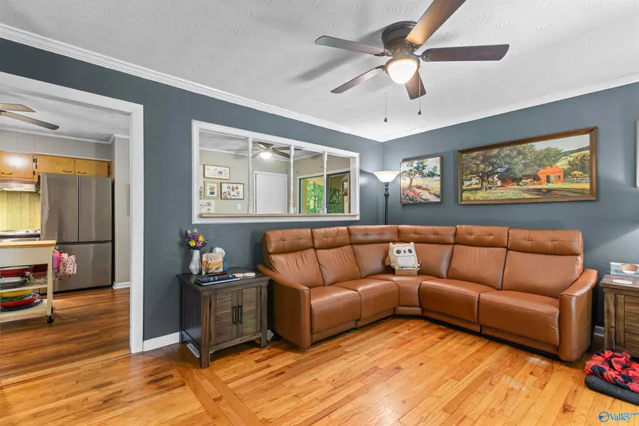 1618 Woodview Drive, Hartselle, AL 35640 - #3