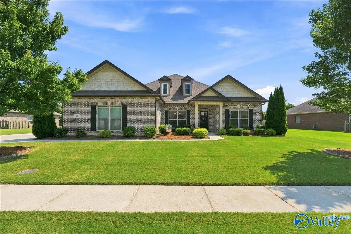 31 Crimson Cloud Sw, Huntsville, AL 35824 - #1